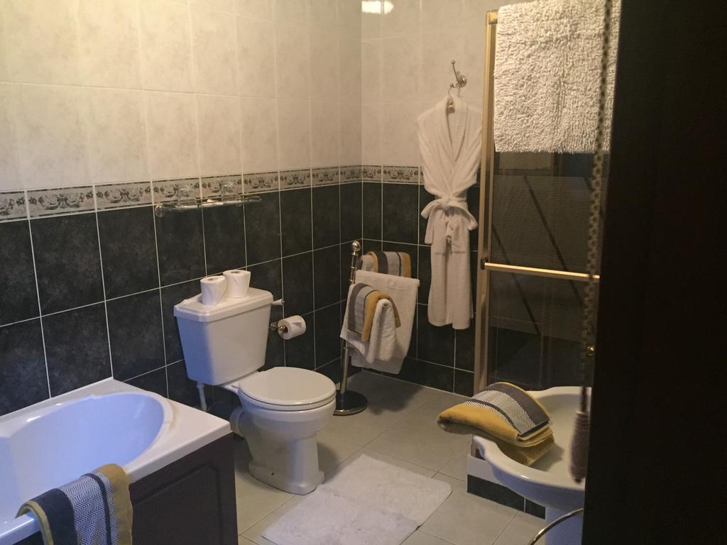 Caldhame House 호텔 크럼린 외부 사진